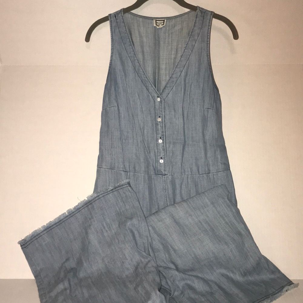 Love this jumpsuit!!